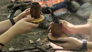 ظروف چوبی مناسب برای کوهنوردی و کمپینگ طبیعت گردی
